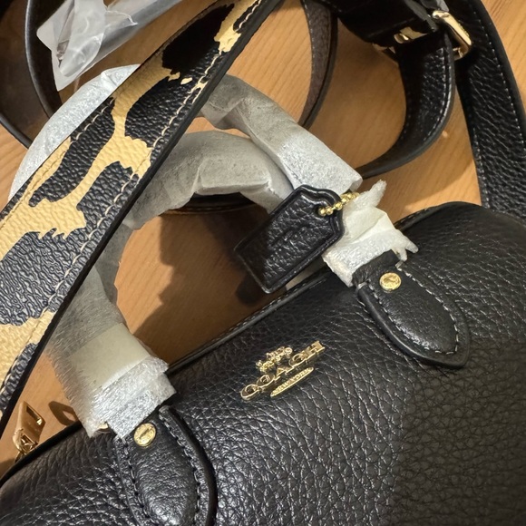 🥰 Coach Mini Rowan Crossbody Bag With Leopard Print - Picture 10 of 12